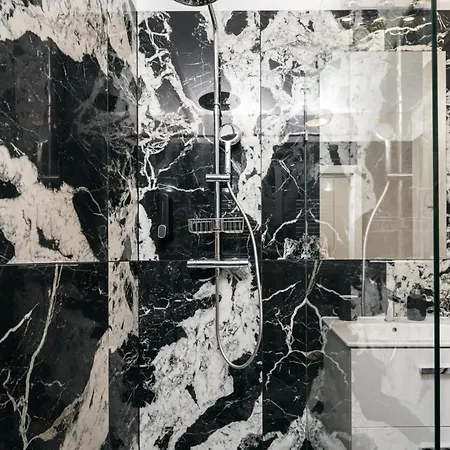 Marble Lumiere - Designerski W Sercu Wroclawia By Uniquerent ורוצלב